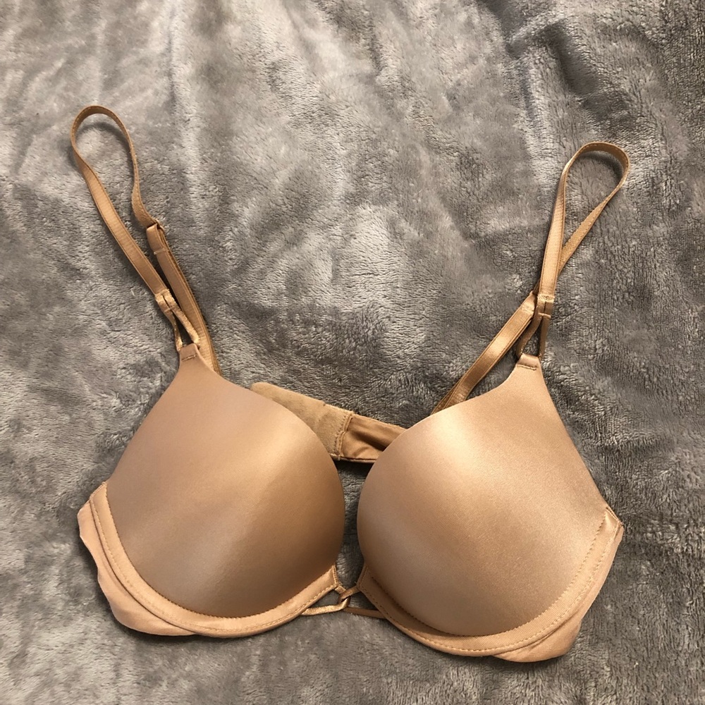 NWOT Victoria Secret Bombshell bra